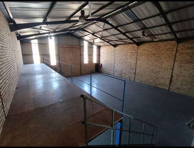 INDUSTRIAL PROPERTY TO RENT IN PYRAMID A H